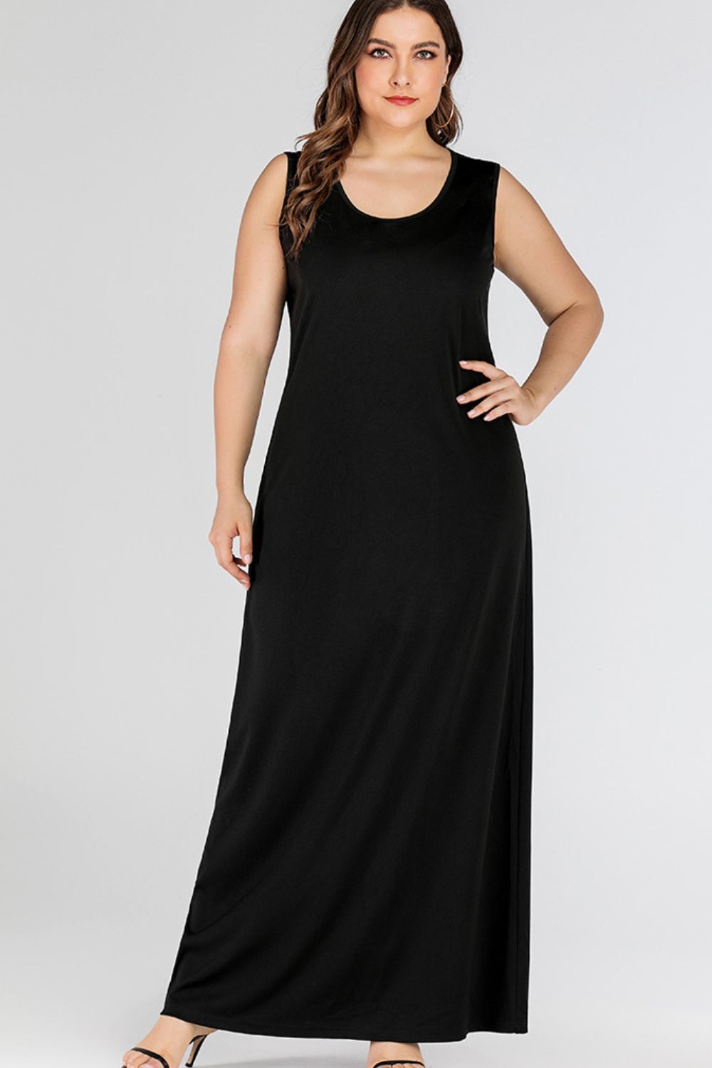 Women's sleeveless maxi dress for effortless comfort
