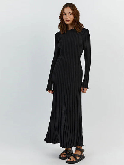 Women's round neck pleated maxi dress