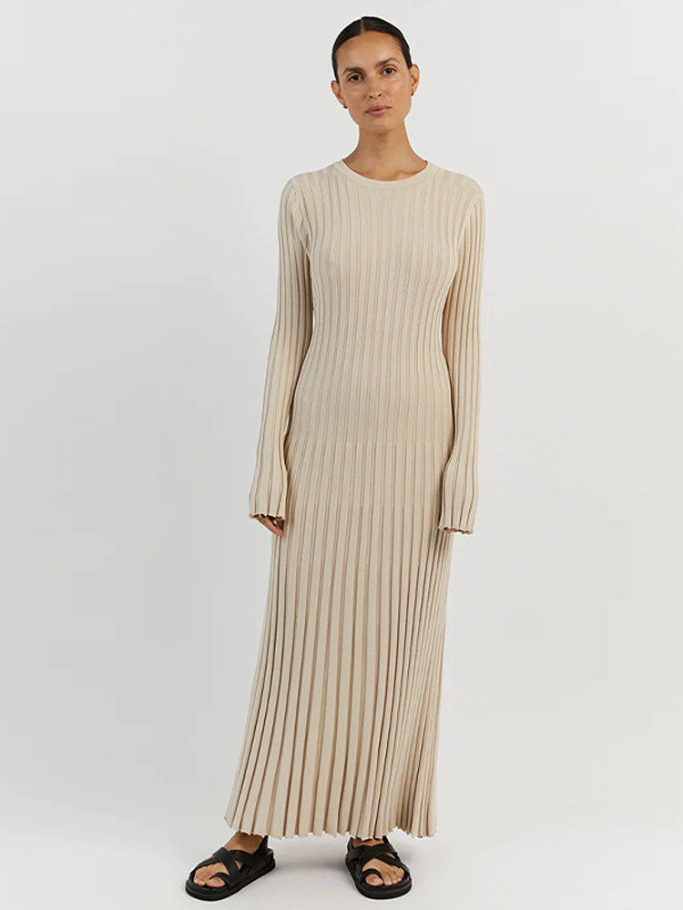 Women's round neck pleated maxi dress